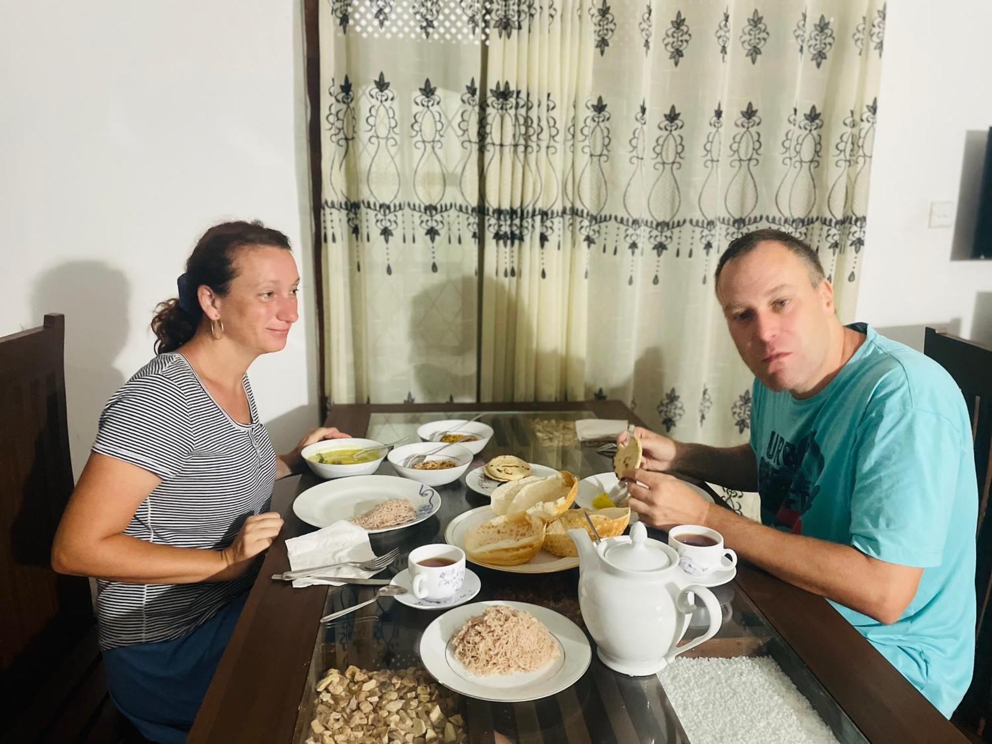 טנגלה Chithra Homestay מראה חיצוני תמונה