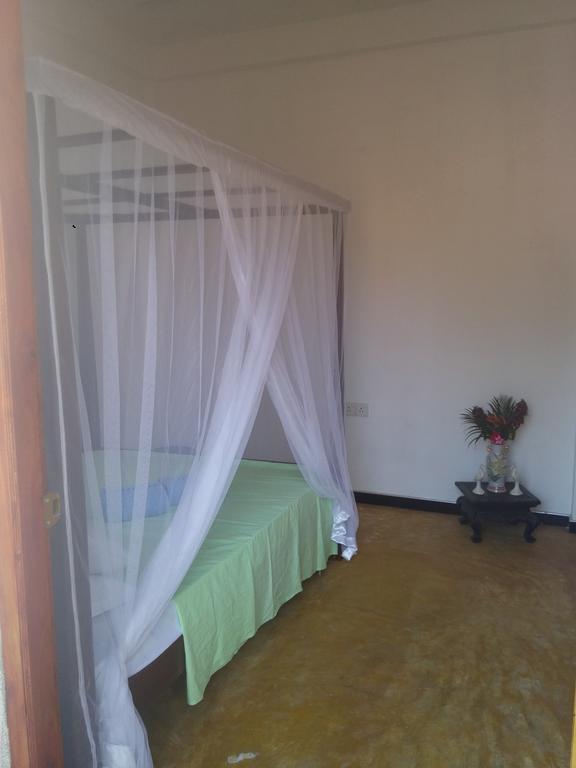 טנגלה Chithra Homestay מראה חיצוני תמונה