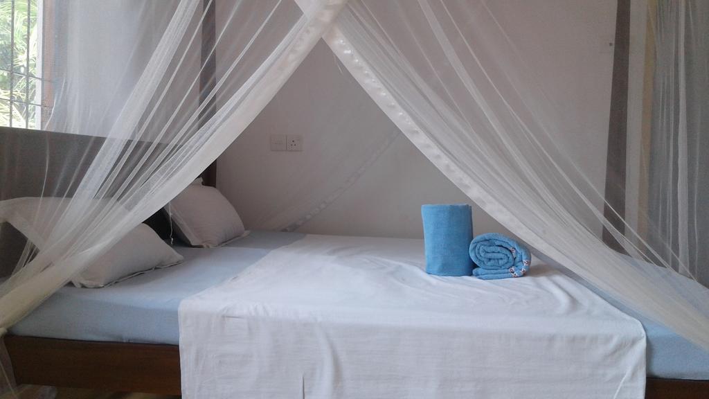 טנגלה Chithra Homestay מראה חיצוני תמונה