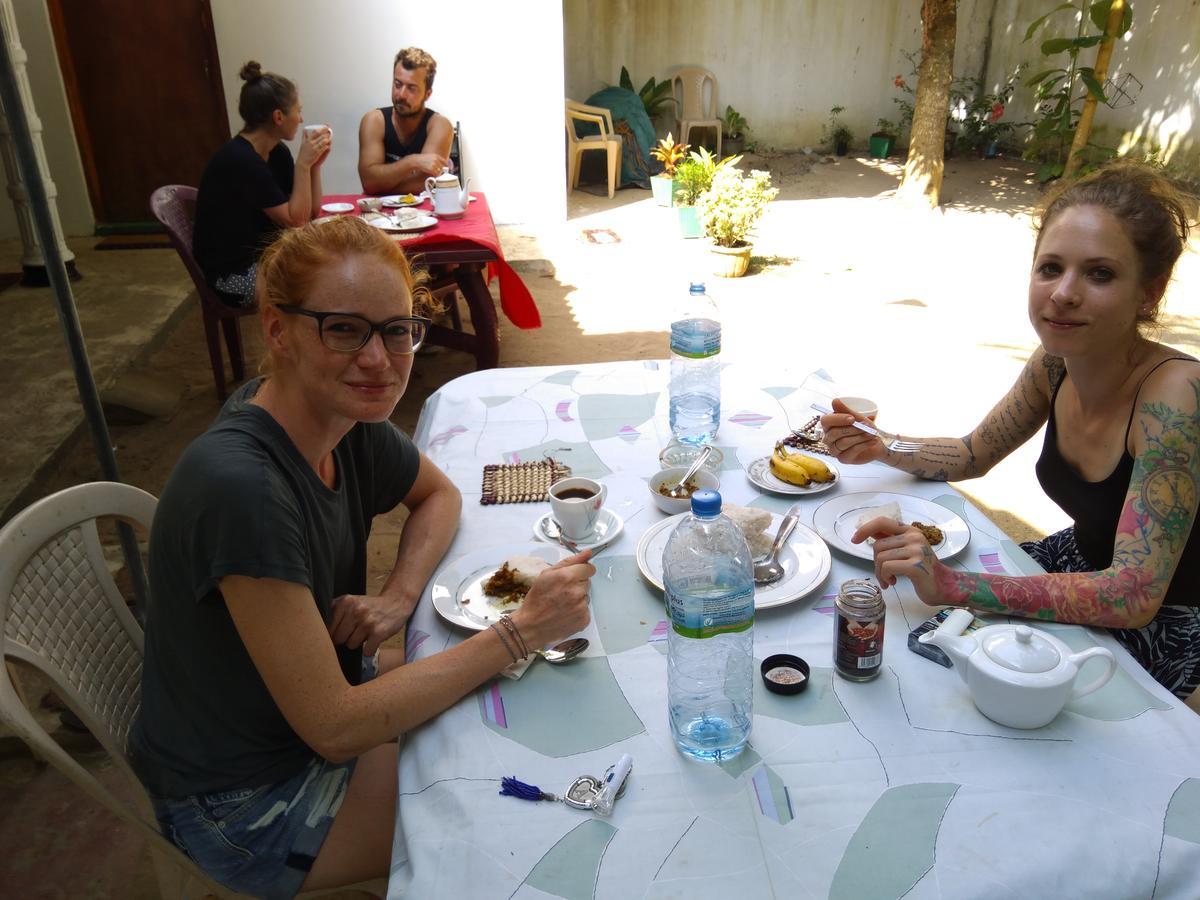 טנגלה Chithra Homestay מראה חיצוני תמונה