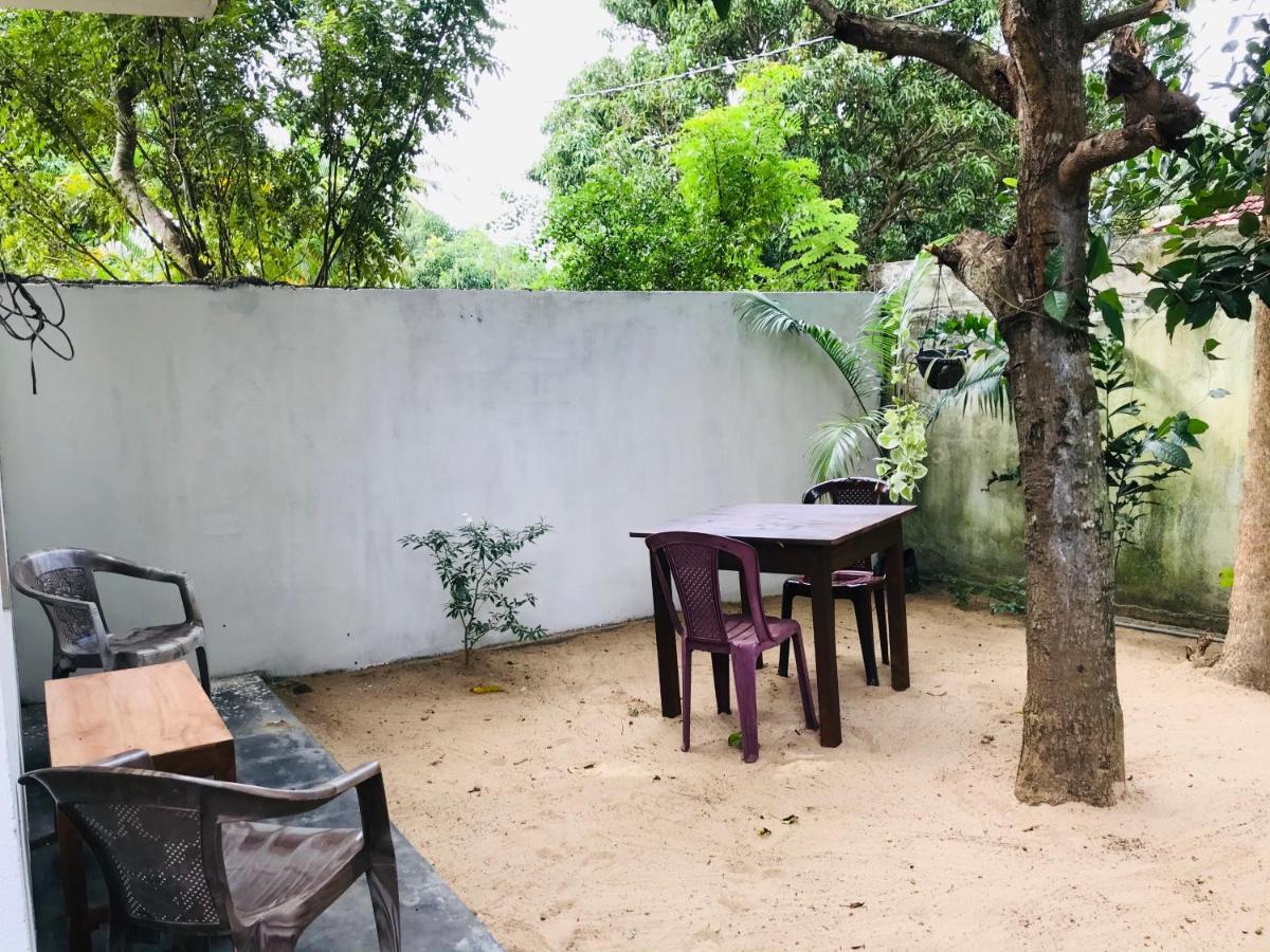 טנגלה Chithra Homestay מראה חיצוני תמונה