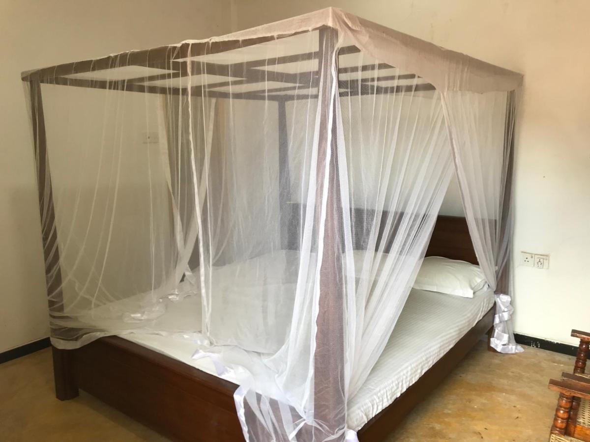 טנגלה Chithra Homestay מראה חיצוני תמונה
